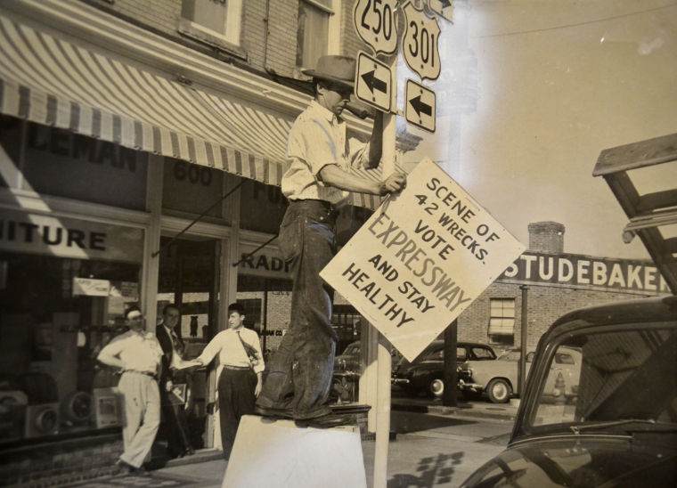 Downtown Expressway Construction archive